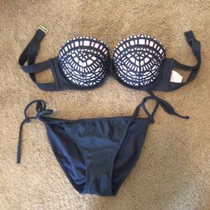 Bikini size M
